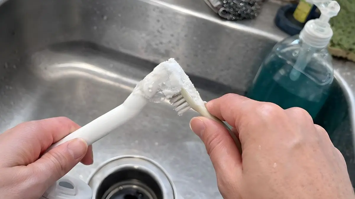 Carepod vs canopy humidifier maintenance reality showing Carepod stainless steel tank disassembled