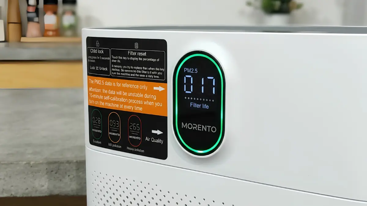 morento hy4866 - A close-up of the front LED display panel on the Morento HY4866 air purifier showing the color-coded air quality ring indicator.